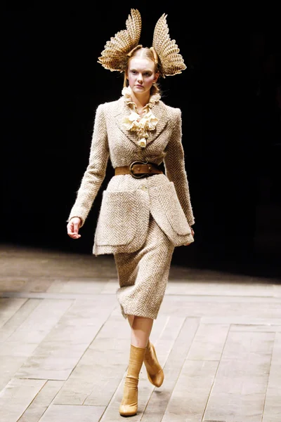 Look 4